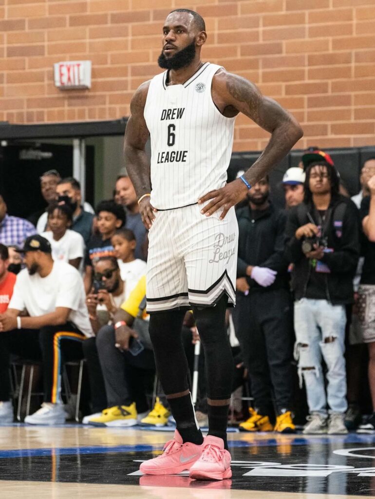 LeBron James in the Nike LeBron 20 "Pink Diamond" DJ5423-600 at the 2022 Drew League