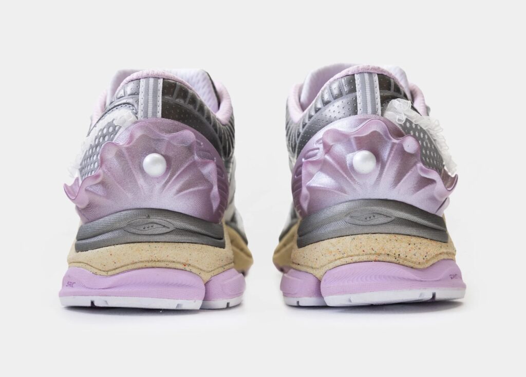Metagirl x Saucony Paramount "Daughter of the Moon"