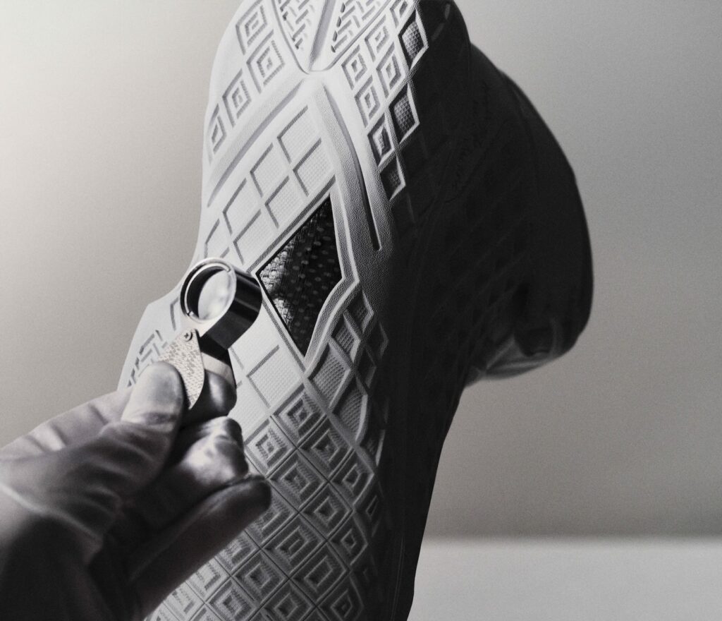 Nike Kobe 3 Protro “Halo”
Color: White/White-White
Style Code: HM4351-100