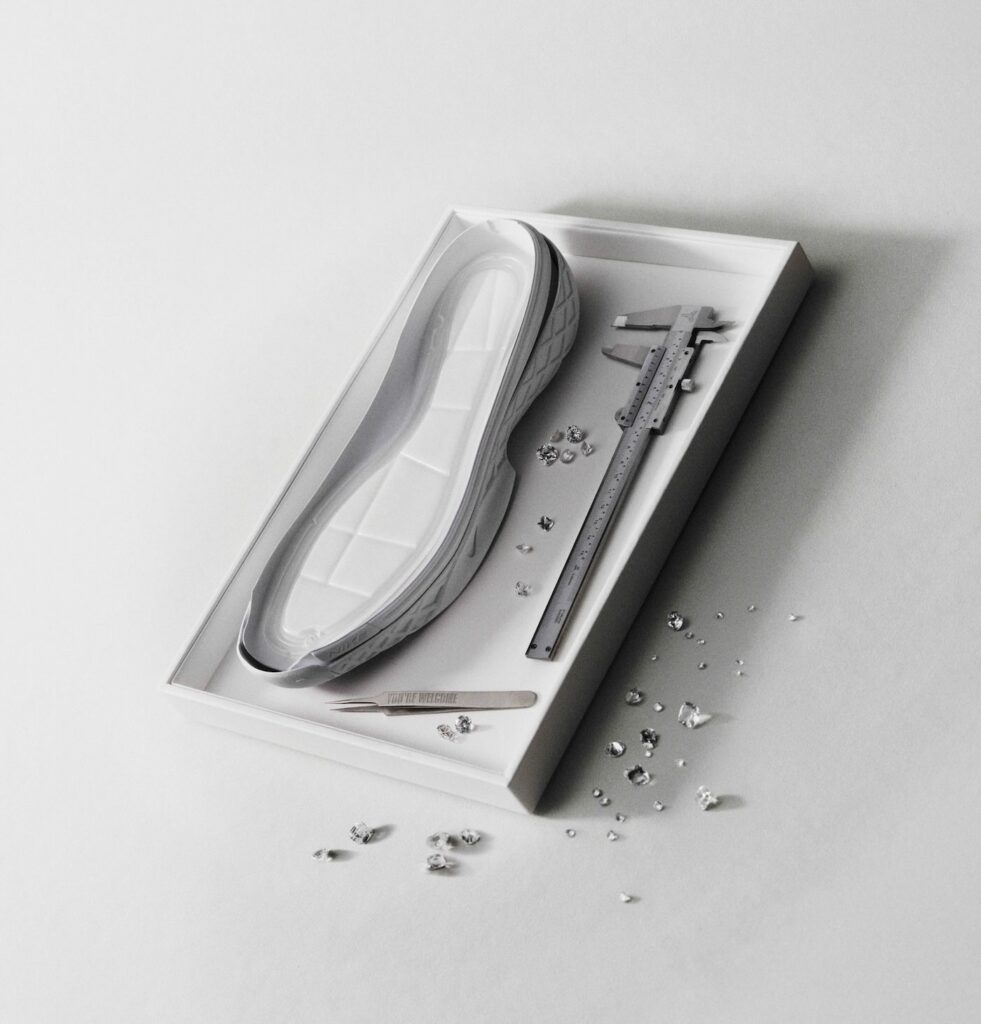 Nike Kobe 3 Protro “Halo”
Color: White/White-White
Style Code: HM4351-100