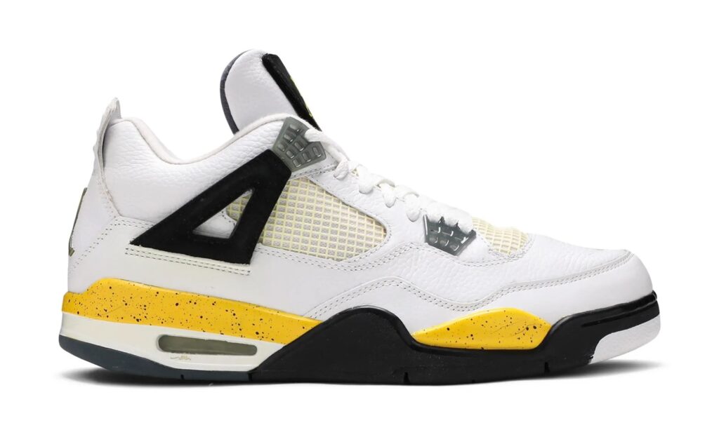 Air Jordan Retro 4 "Tour Yellow"