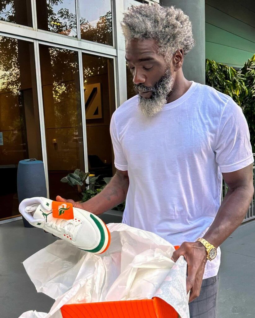 SoleFly x Air Jordan 3 Miami Hurricanes IF4491-100