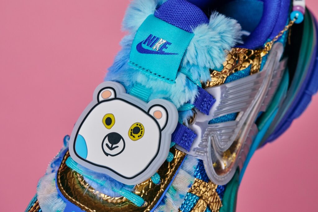 Nike Doernbecher Freestyle 21 Collection - V2K Run by Khony Vignery IO7691-921