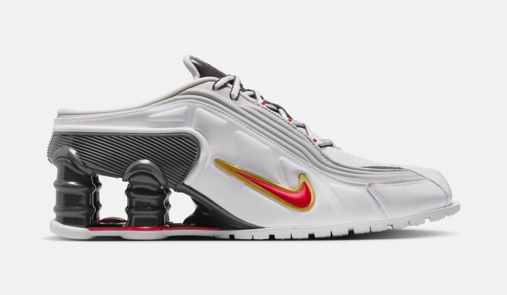 Martine x Rose Nike Shox MR4
White