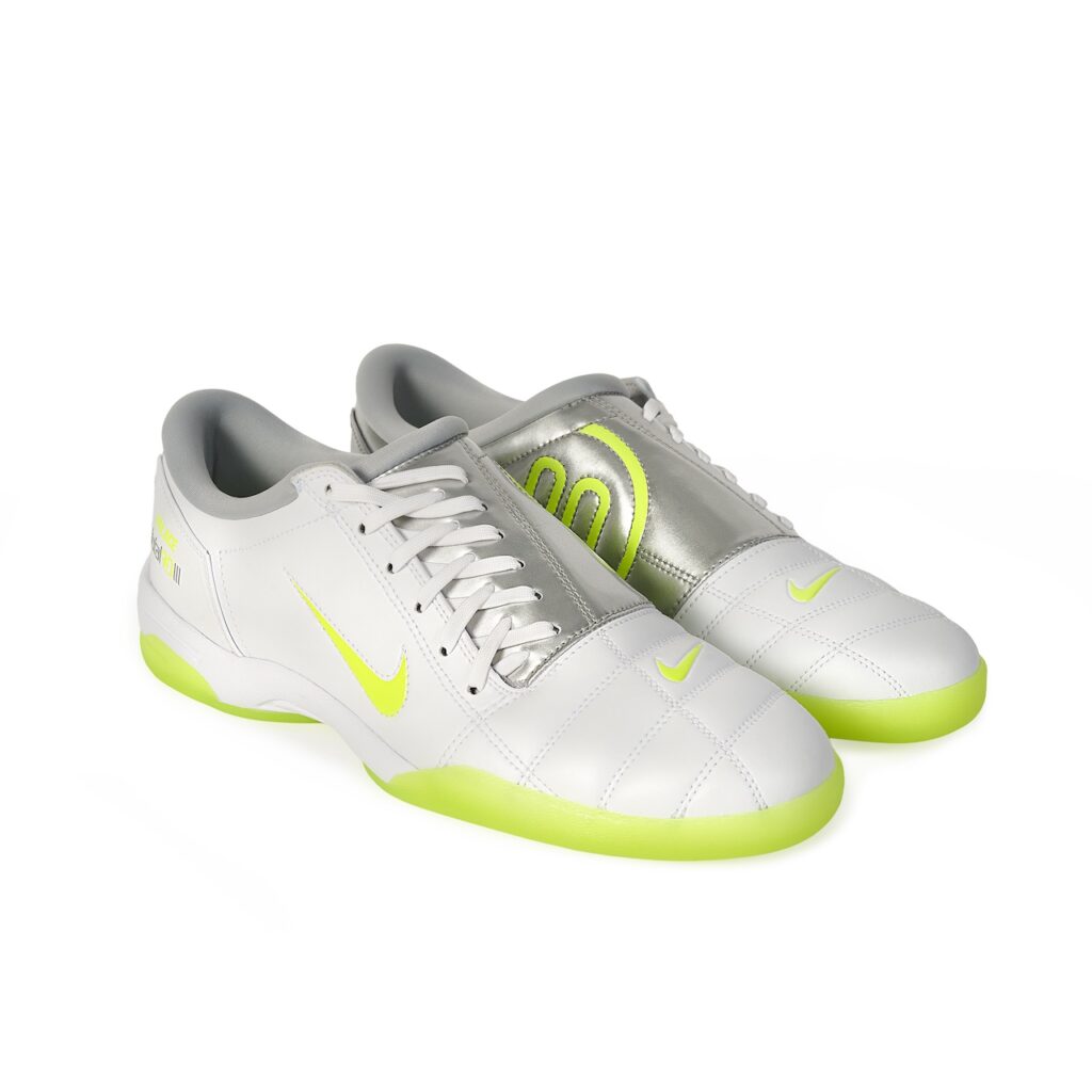 Palace x Nike Total 90 III IM1381-100 White/Volt-Metallic Silver