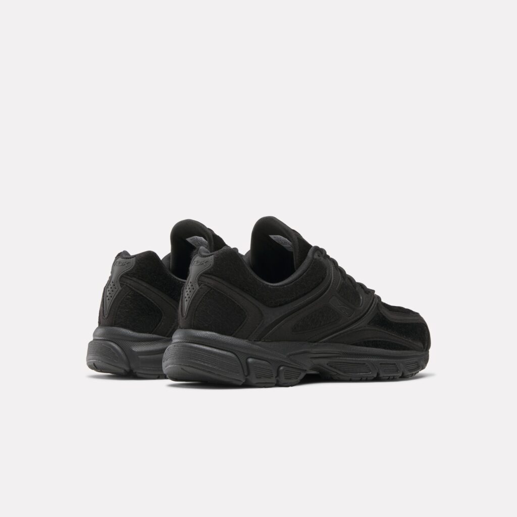 PLEASURES x Reebok Premier Trinity KFS Black/Black/Black 100244210