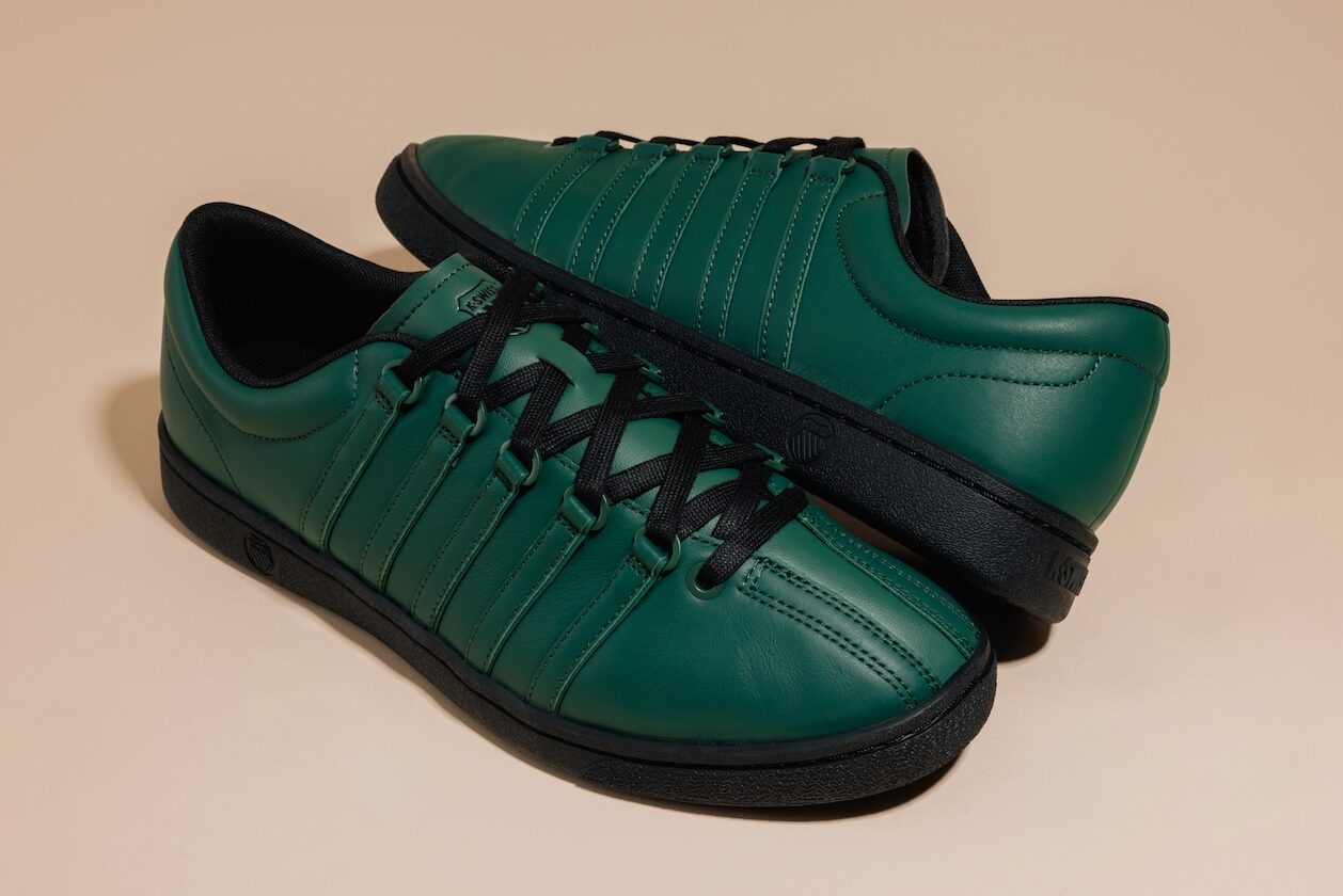 Anwar Carrots x K-Swiss KSRC Classic 66
Color: NXT Posy/Green/Black
Style Code: 74505-302-M