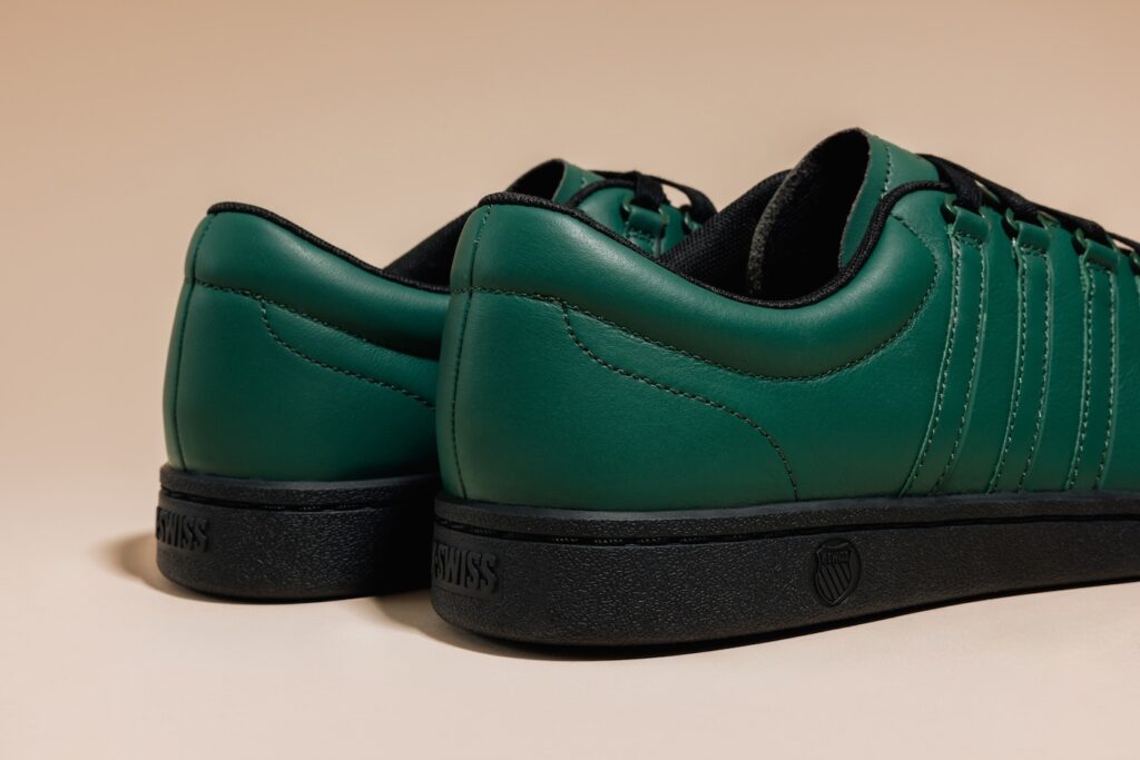 Anwar Carrots x K-Swiss KSRC Classic 66
Color: NXT Posy/Green/Black
Style Code: 74505-302-M