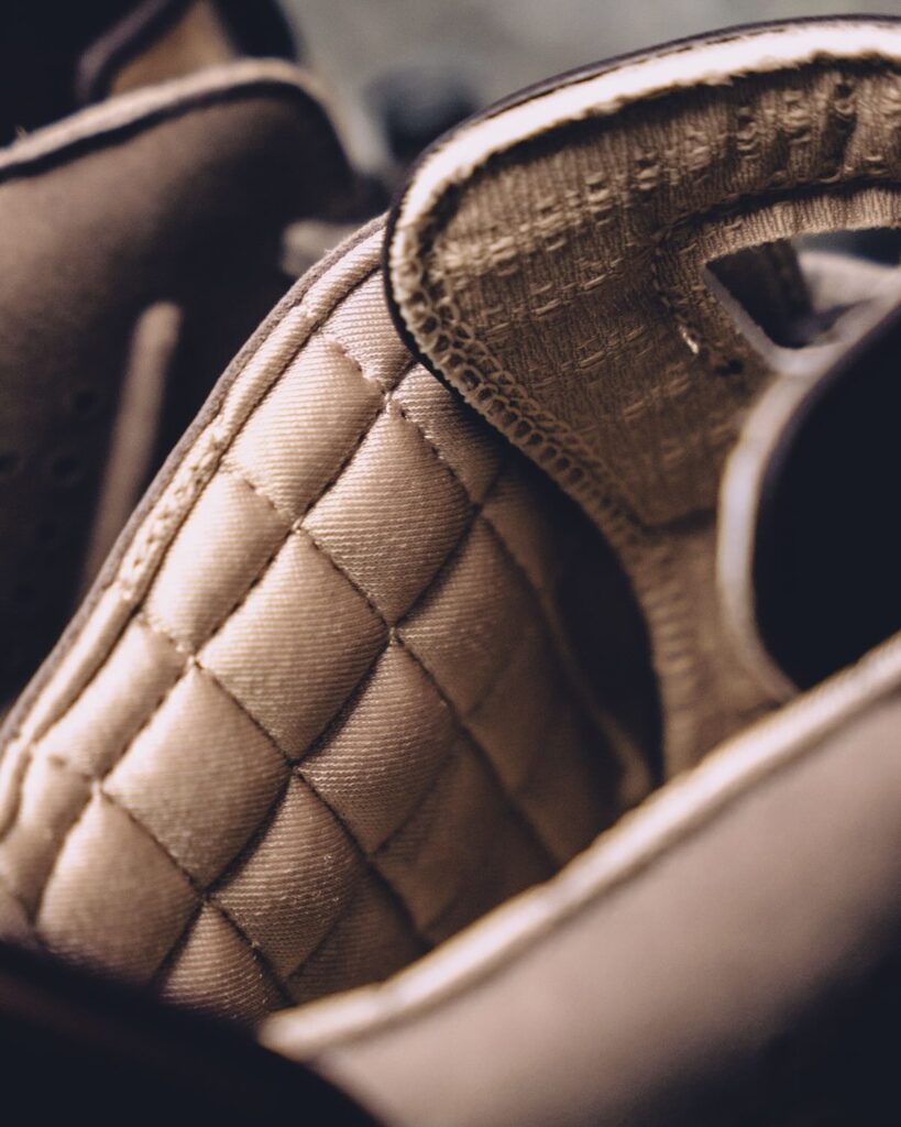 A Ma Maniére x Air Jordan 6 Smoky Mauve IF3103-200