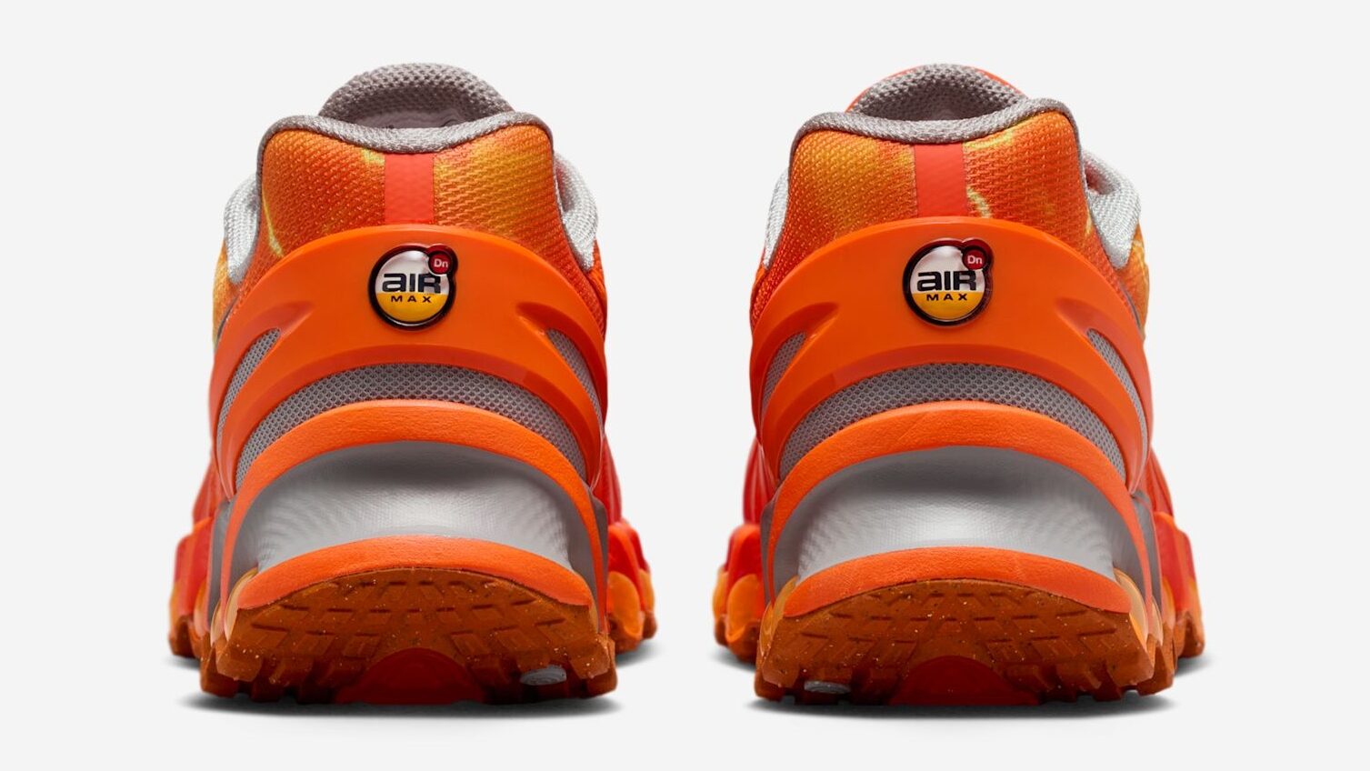 Palace Skateboards x Nike Air Max DN8 Safety Orange IB4181-800