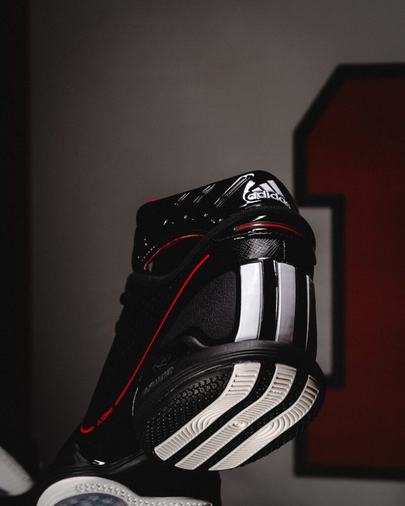 adidas AdiZero Rose 1 "Bulls"