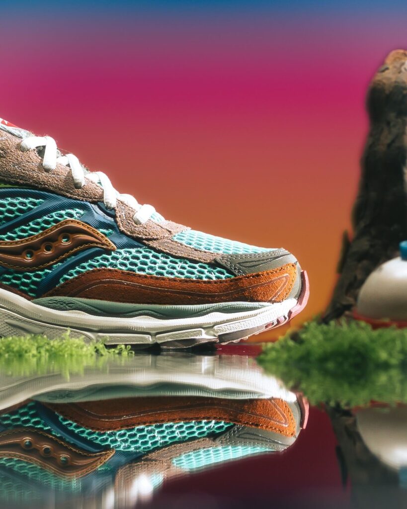Sneaker Politics x Saucony Progrid Omni 9 “Sportsman’s Paradise”