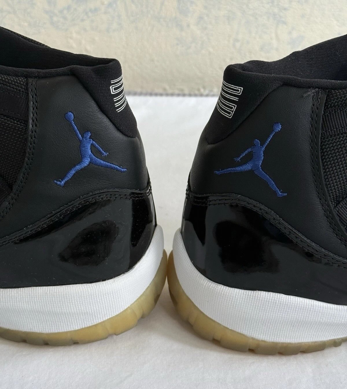 goat jordan 11 space jam