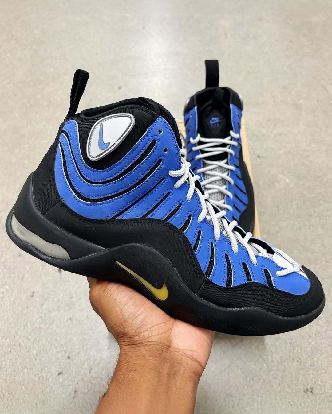 nike air bakin og