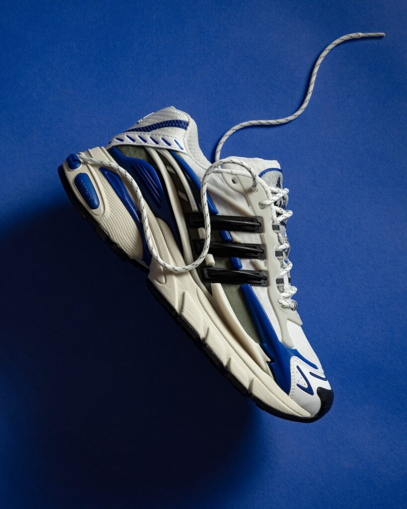 Pharrell x adidas VIRGINIA Adistar Jellyfish “Royal Blue”
Color: Focus Olive/Core Black/Royal Blue
Style Code: JP9263