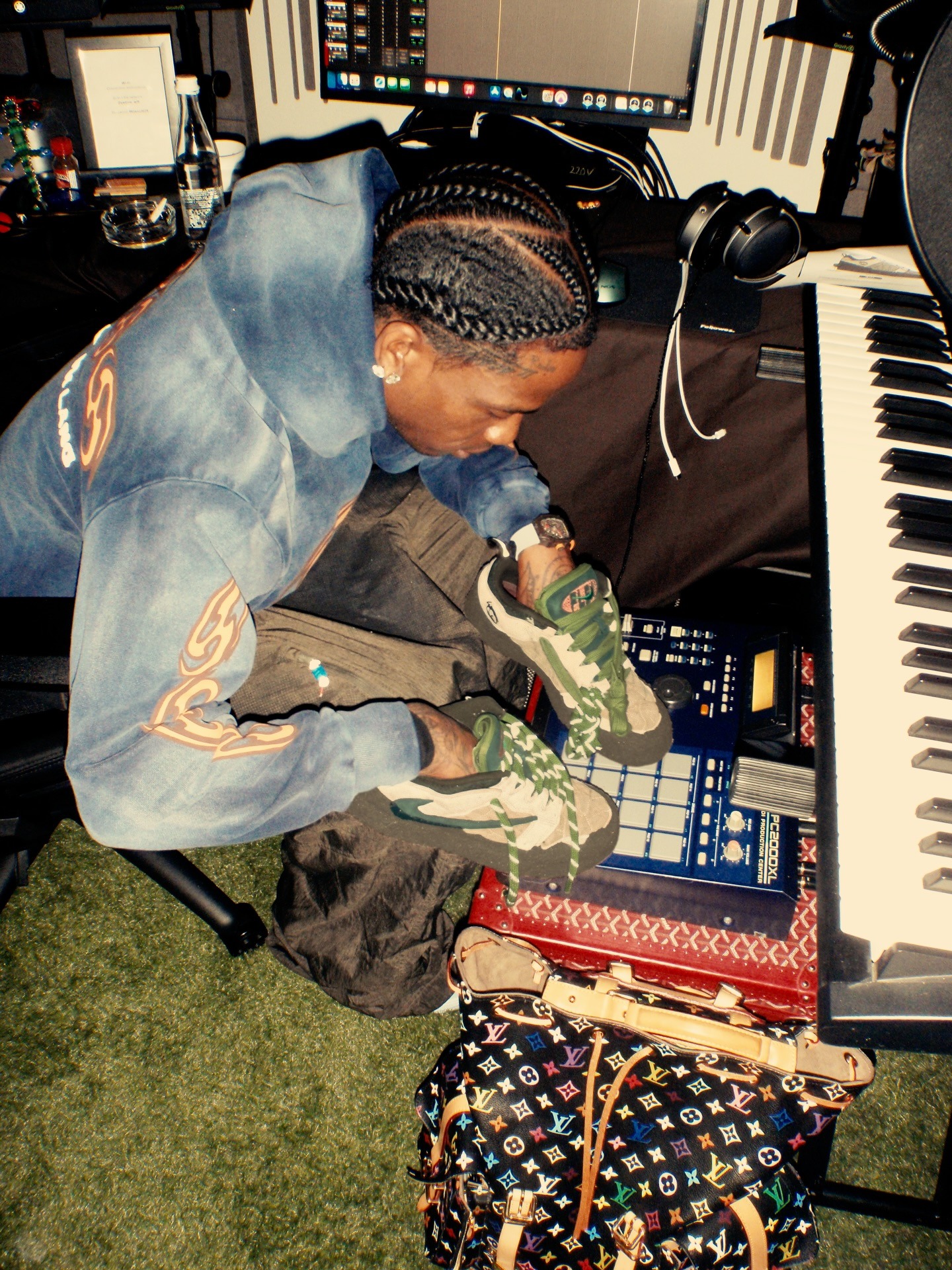 Travis Scott x Cactus Plant Flea Market x Nike Flea 1