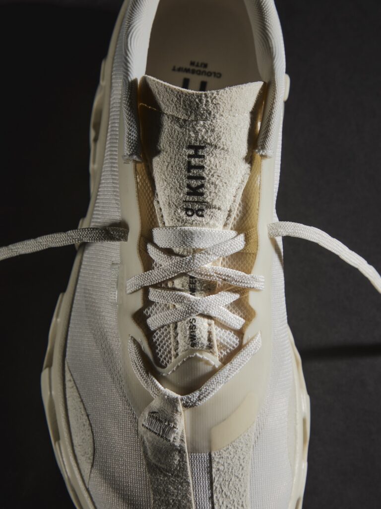 Kith x On K-Tech 1 
Color: Tofu/Tofu