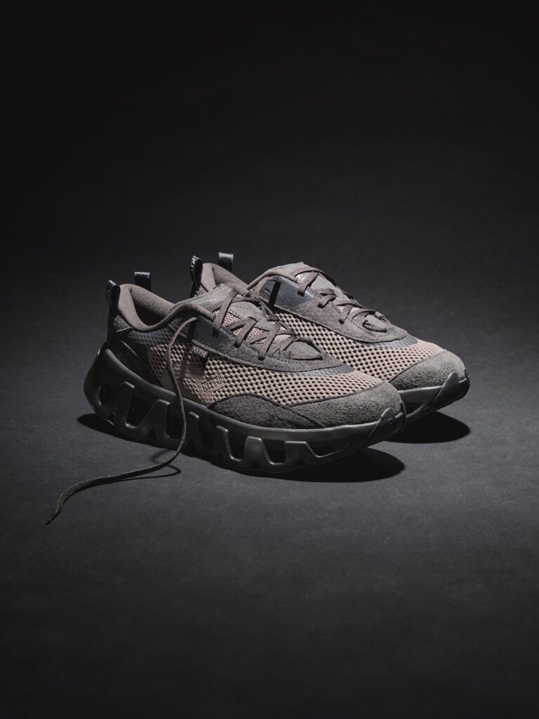 Kith x On K-Tech 2
Color: Thorn/Ganache