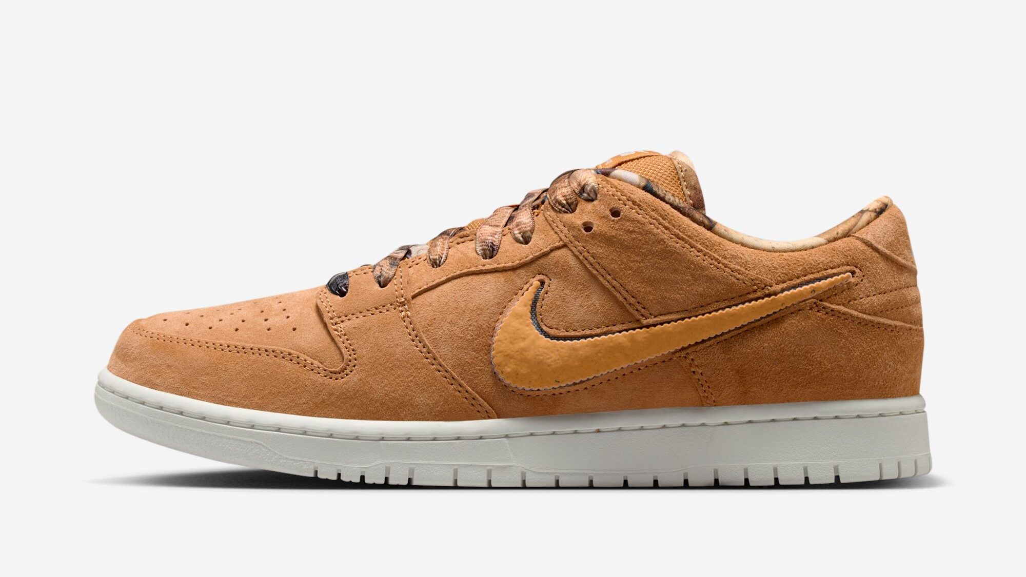 NOTE Manchester x Nike SB Dunk Low "Brew & Biscuits"