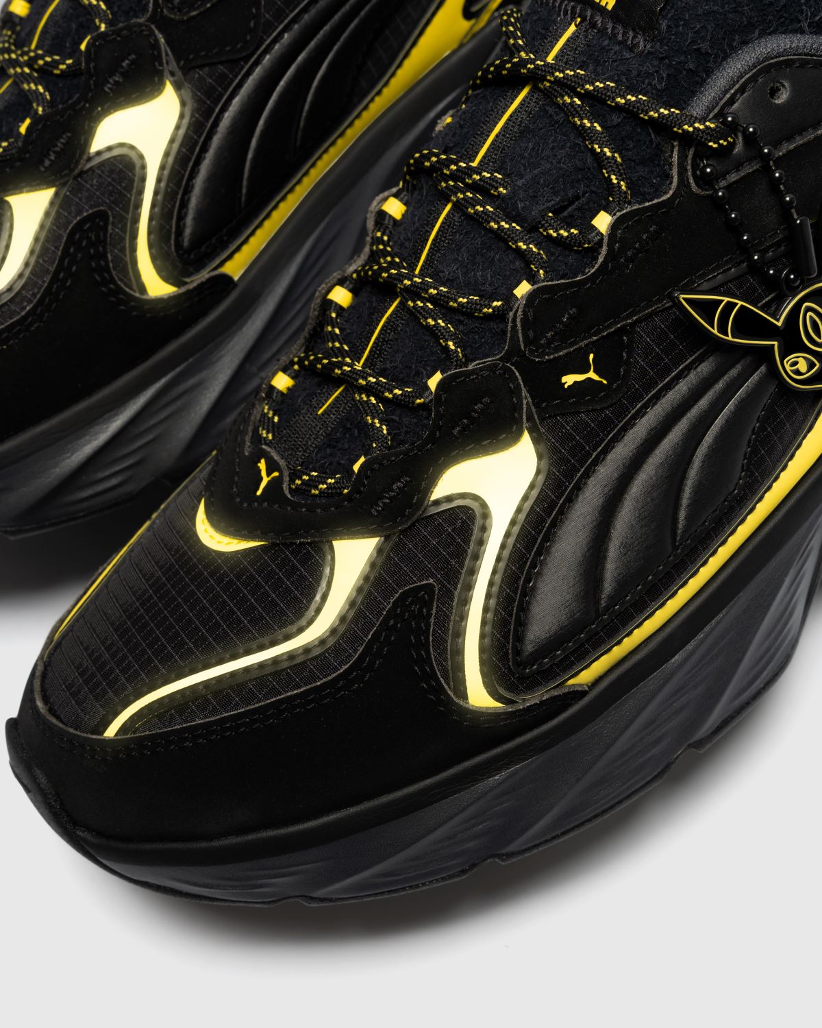 Pokémon x PUMA Umbreon Fade Nitro
