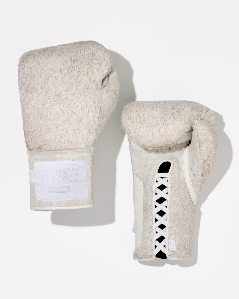 Supreme x MM6 Maison Margiela x Everlast Boxing Glove