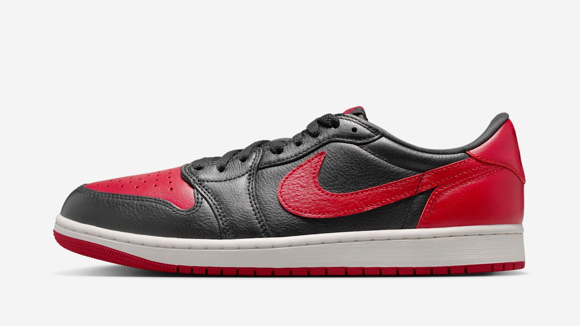 Air Jordan 1 Low OG “Banned”
