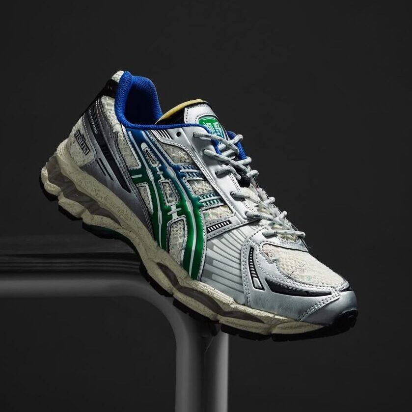 Carnival x ASICS GEL-KAYANO 12.1 Phra Nakhon