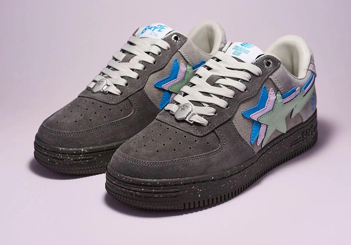 Sneaker News x A BATHING APE BAPE STA "Night"
