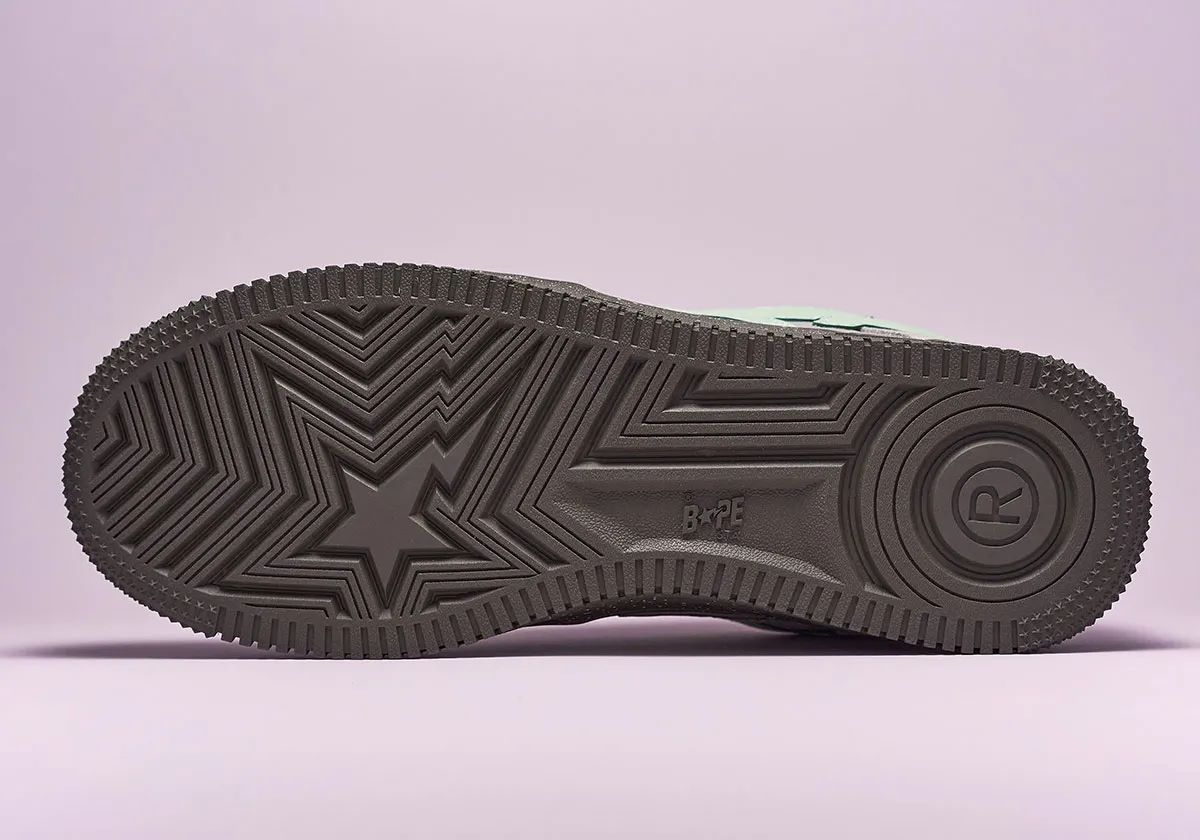 Sneaker News x A BATHING APE BAPE STA "Night"
