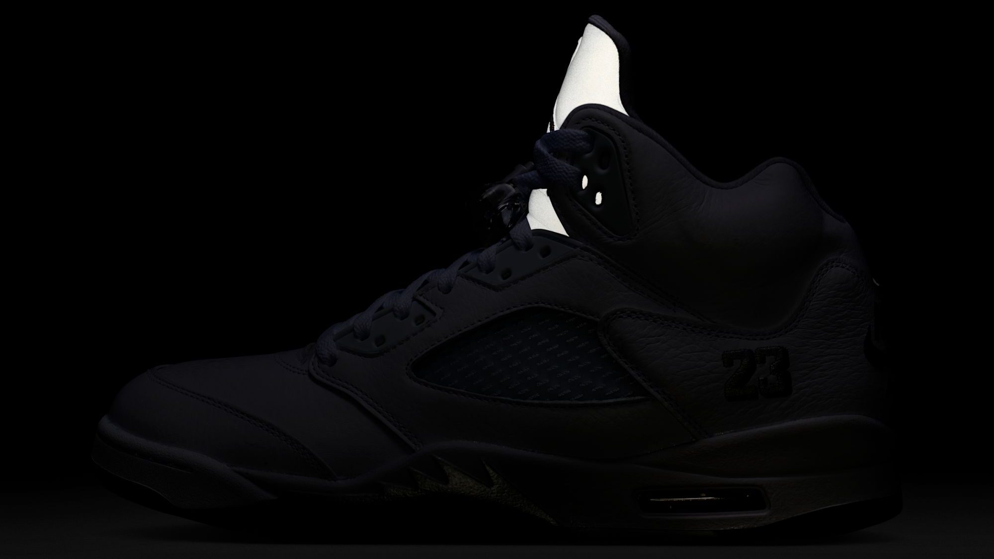 Air Jordan 5 OG “White Metallic” 
