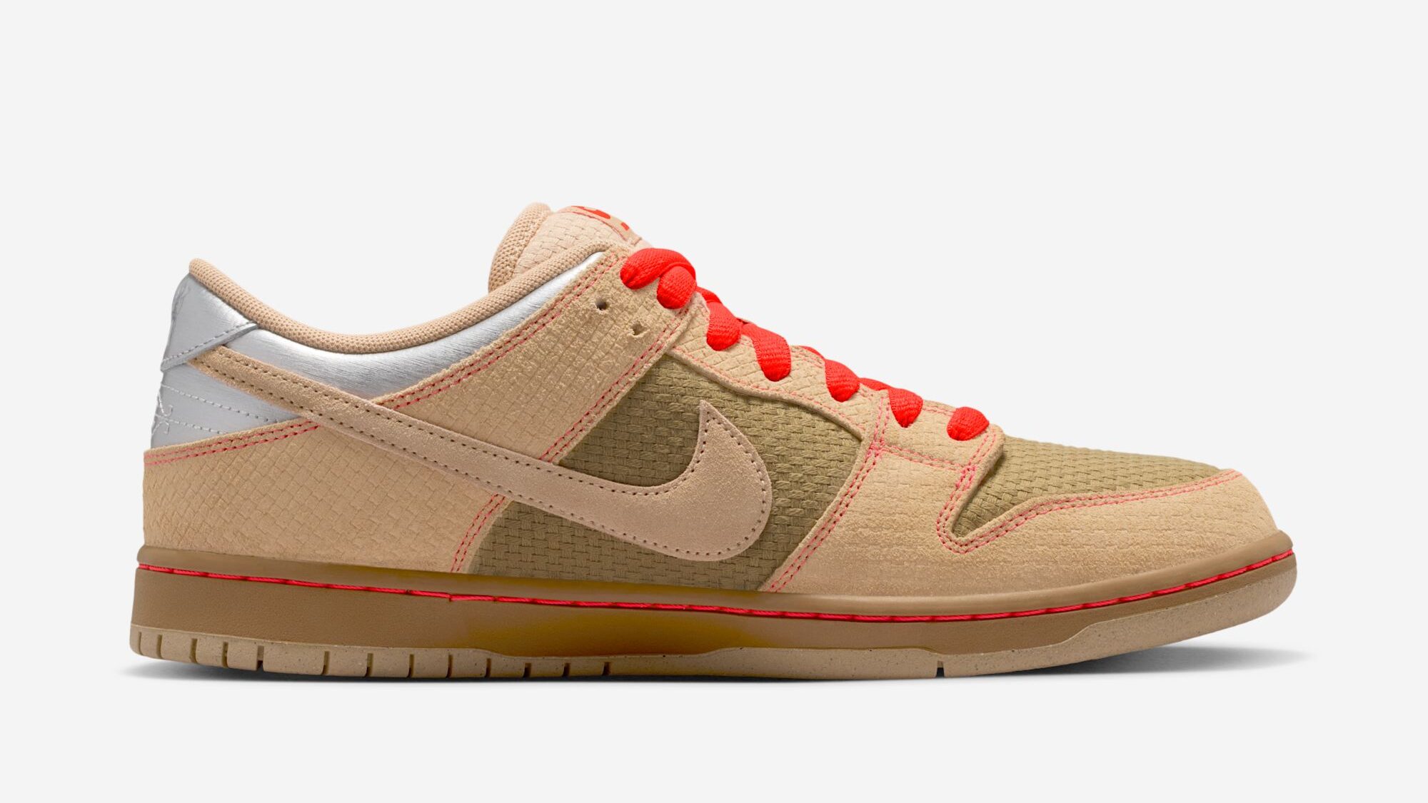 Nike SB Dunk Low "Songkran"
