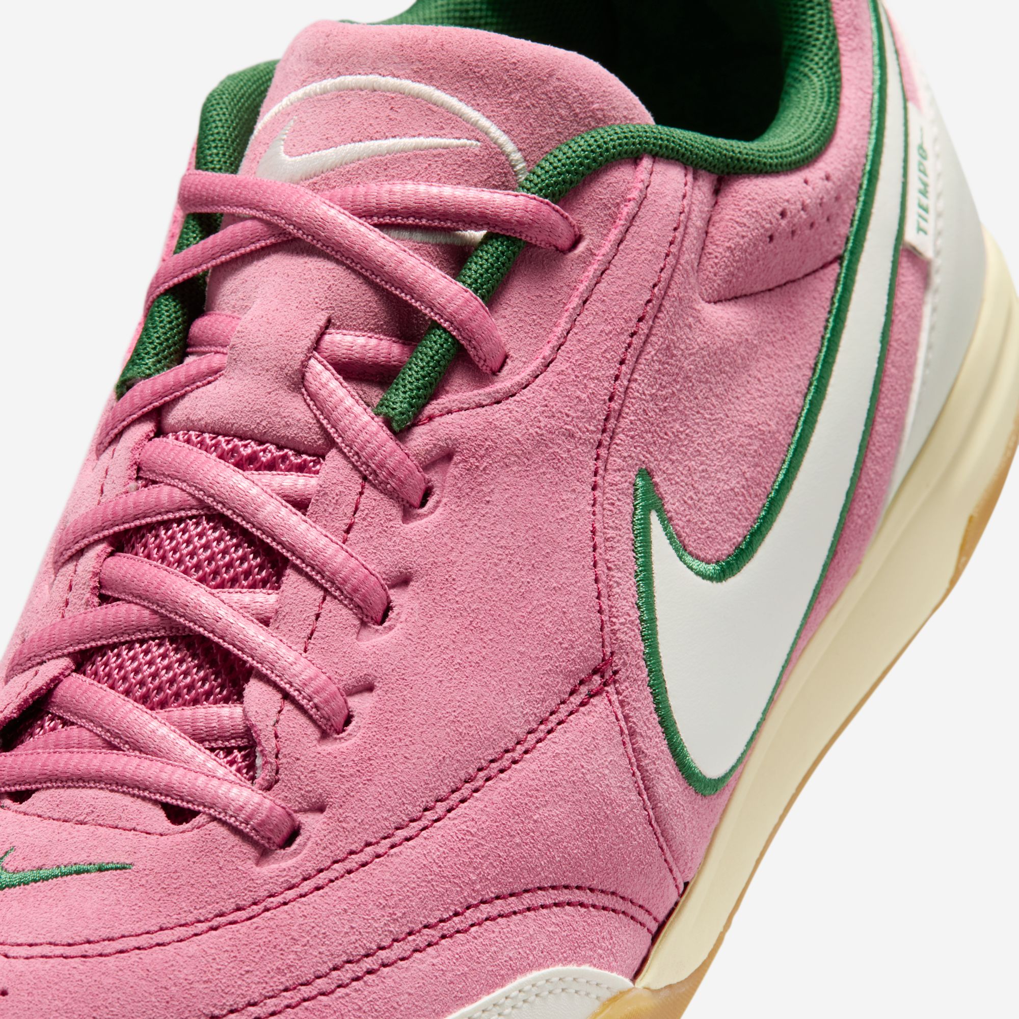 Nike Tiempo StreetGato
