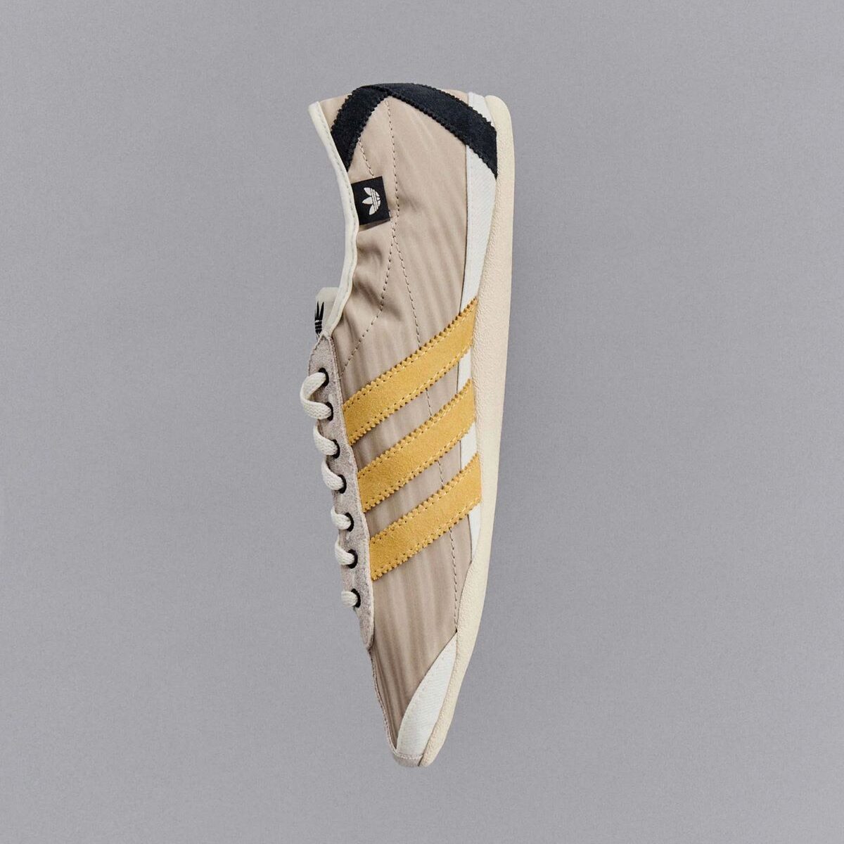 Song for the Mute x adidas 007 Tokyo Off White