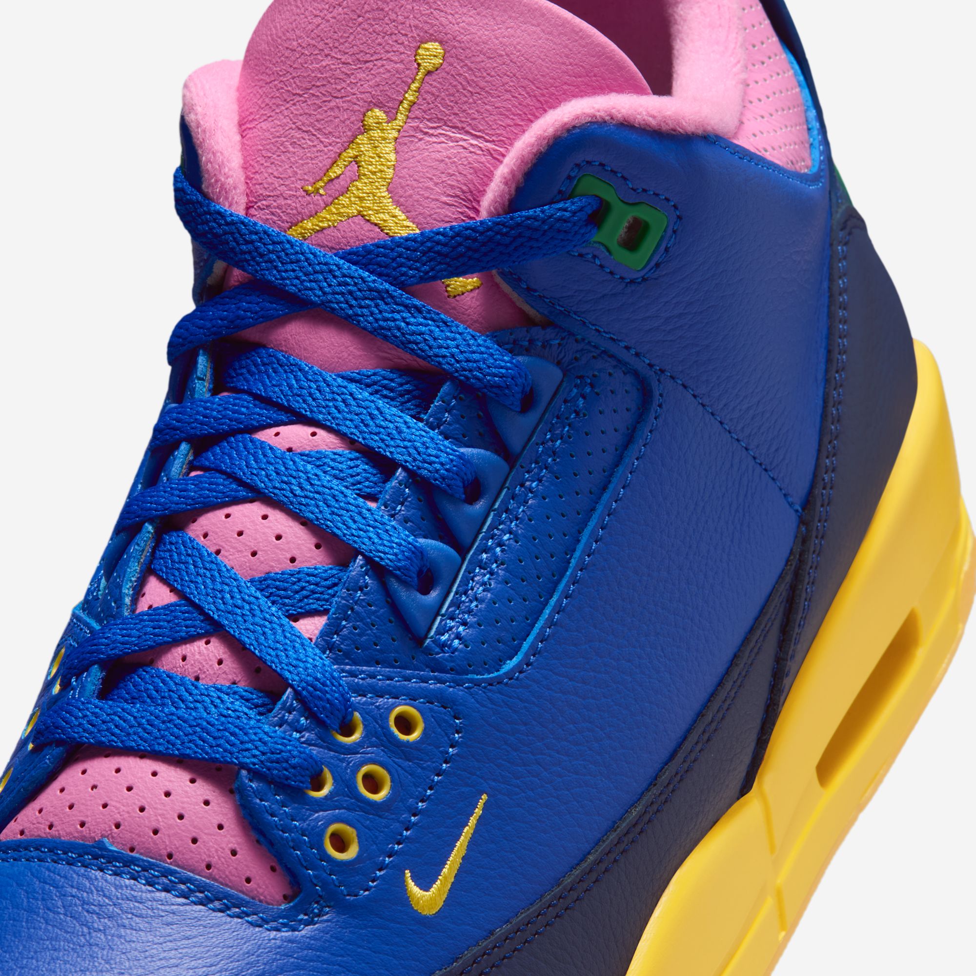 Air Jordan 3 Retro OG Brazil
