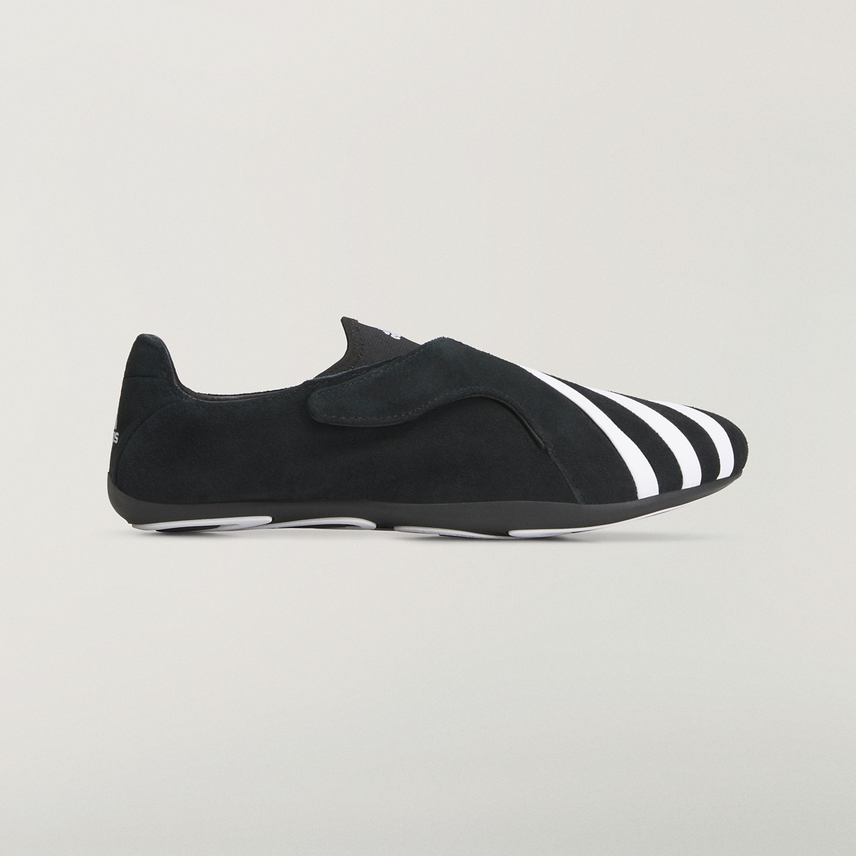 Pharrell x adidas VIRGINIA Vario Flat Earther "Black"