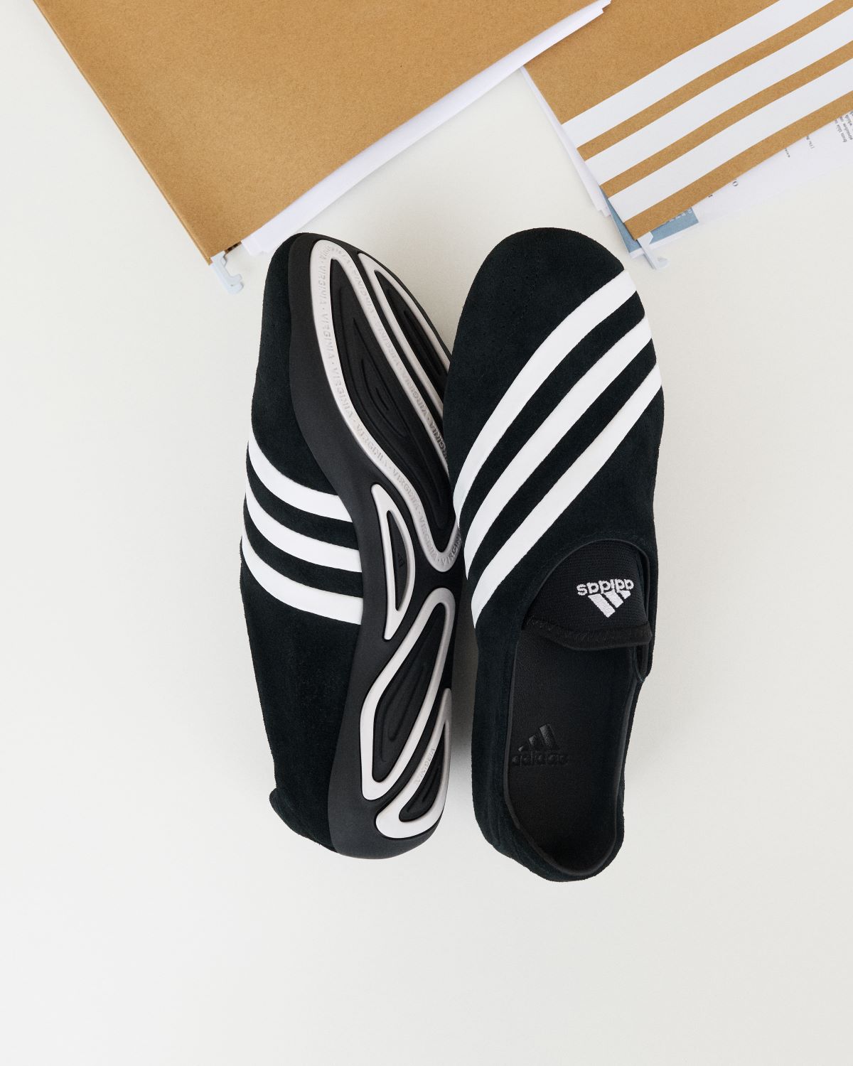 Pharrell x adidas VIRGINIA Vario Flat Earther