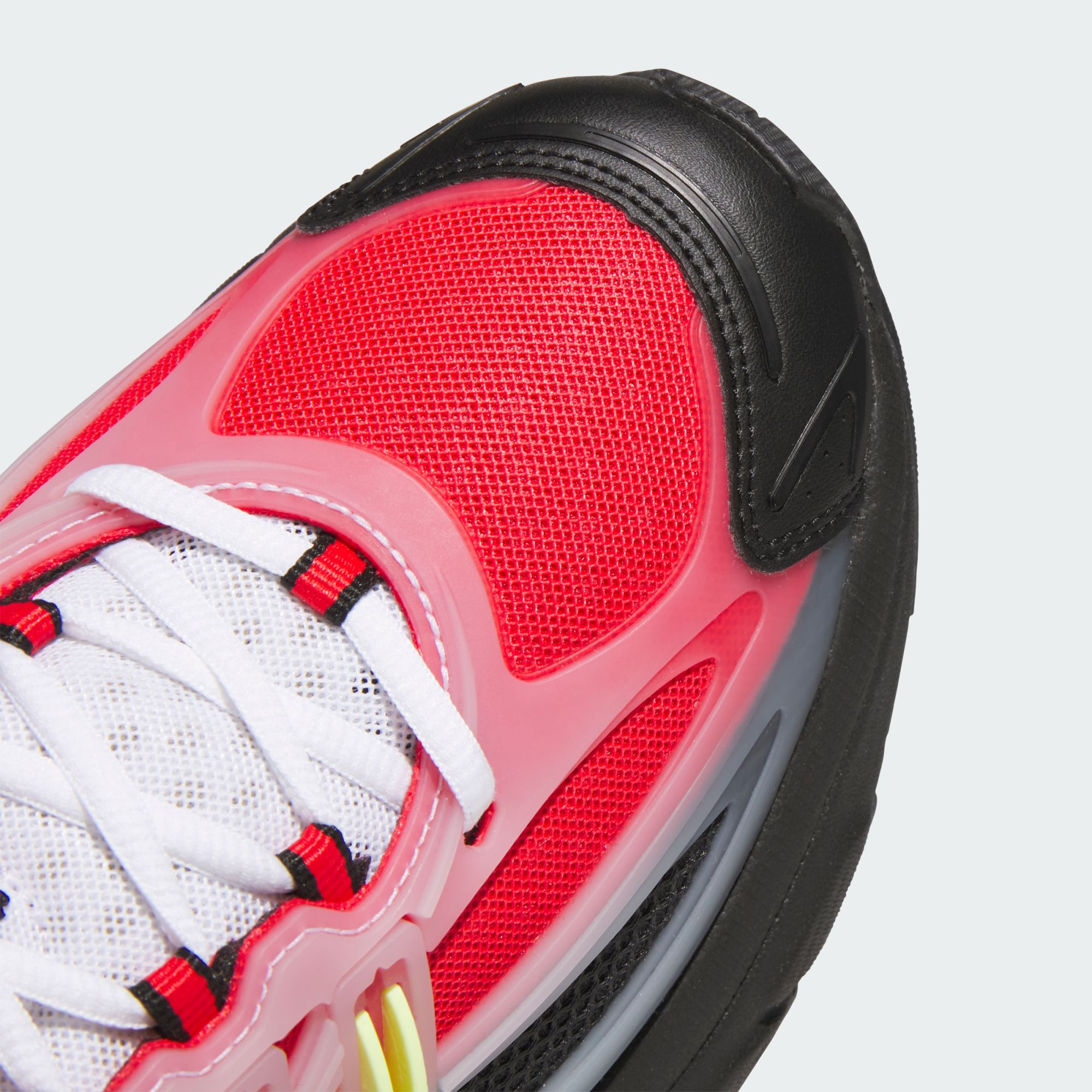 adidas Adistar XLG 2.0 "Core Black/Cloud White/Frozen Lemon"