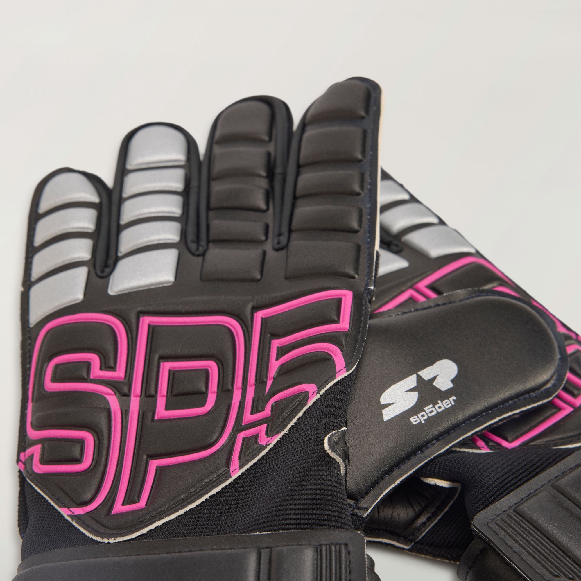 adidas x SP5DER Gloves

