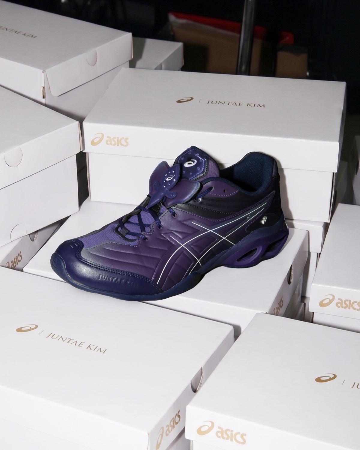 Juntae Kim x ASICS GEL-KINETIC FR
Purple