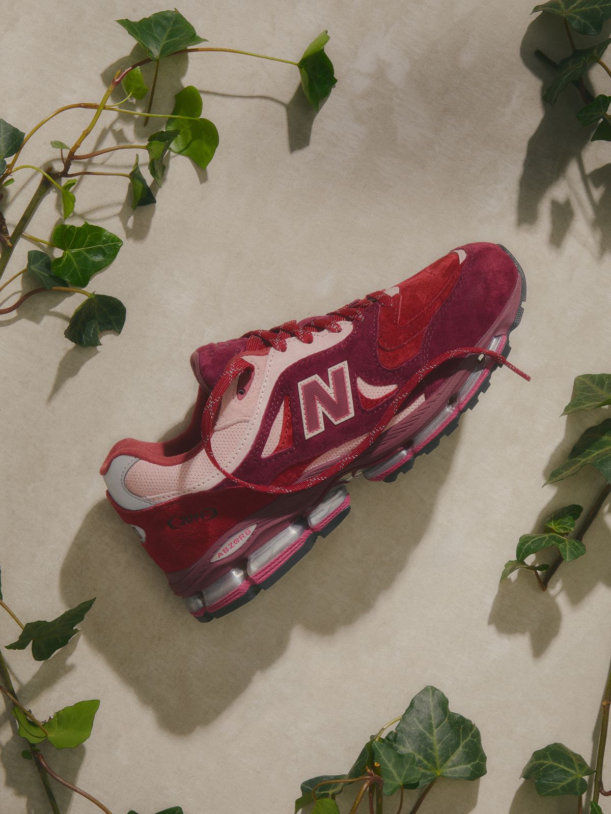 Kith x New Balance 2011 "Sakura"
