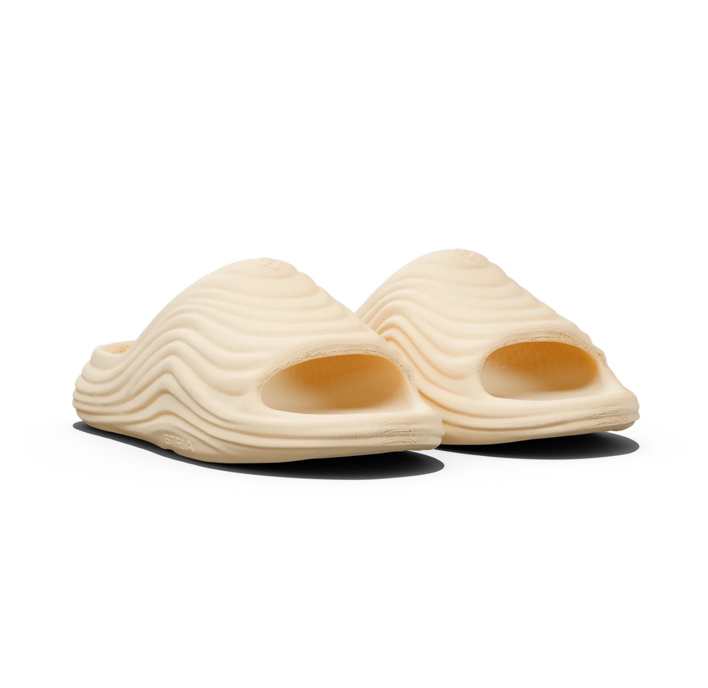 Stria Sport Surge Slide "Oat"
