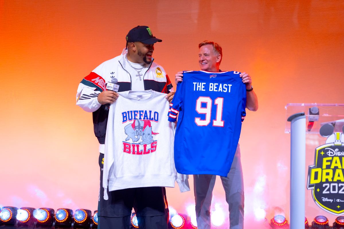Disney x Champion NFL Collection
Fanatics Fest NYC